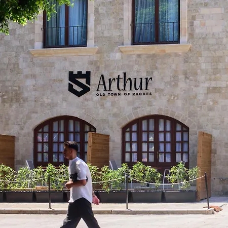Arthur In Old Town *