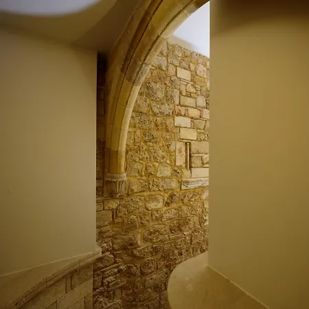 Hotel Arthur In Old Town Rhodes City