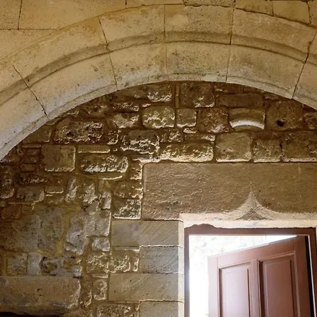 Arthur In Old Town *