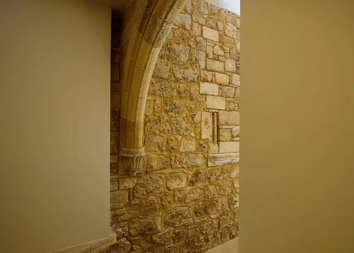 Hotel Arthur In Old Town Rhodes City