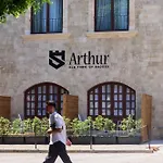 Arthur In Old Town *