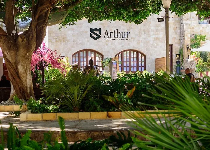 Arthur In Old Town * Rhodes City